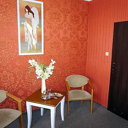 Pod Szczesliwa Gwiazda Мини-отель Cekanowo