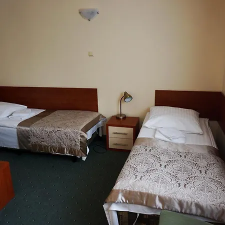 Pod Szczesliwa Gwiazda 宾馆 Cekanowo