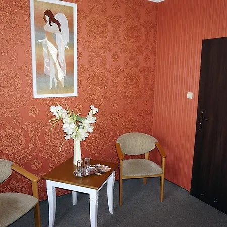 宾馆 Pod Szczesliwa Gwiazda 2*