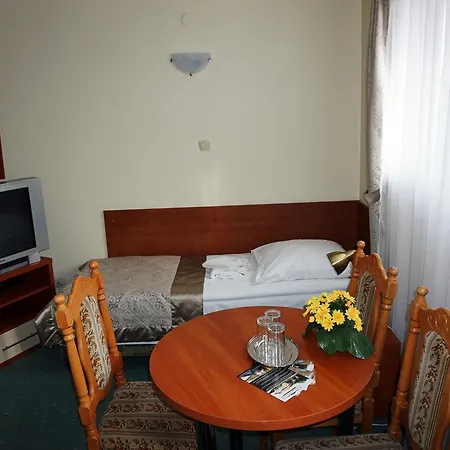 宾馆 Pod Szczesliwa Gwiazda 2*